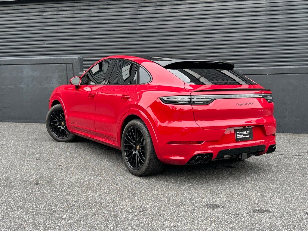 2023 Porsche Cayenne Coupe GTS photo 3