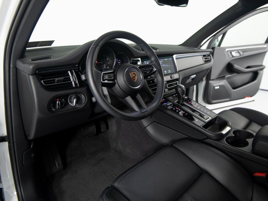 Certified 2025 Porsche Macan SUV