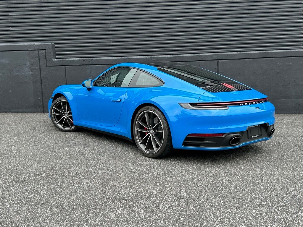 2022 Porsche 911 4S 4 GTS photo 3