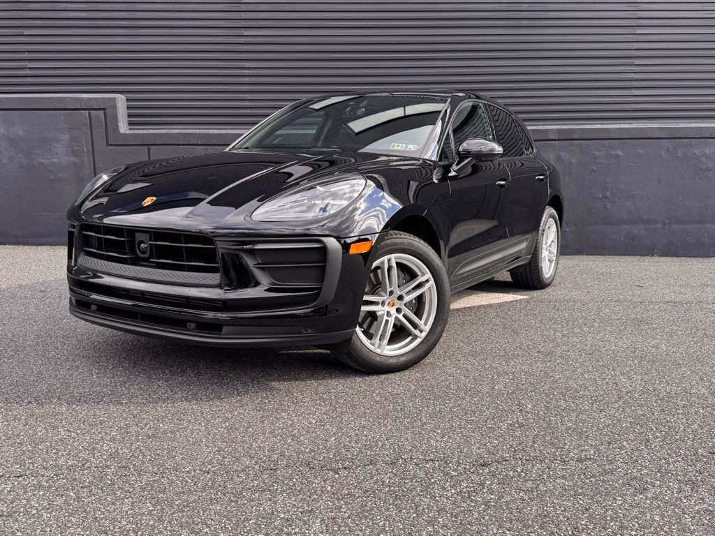 Used 2025 Porsche Macan SUV