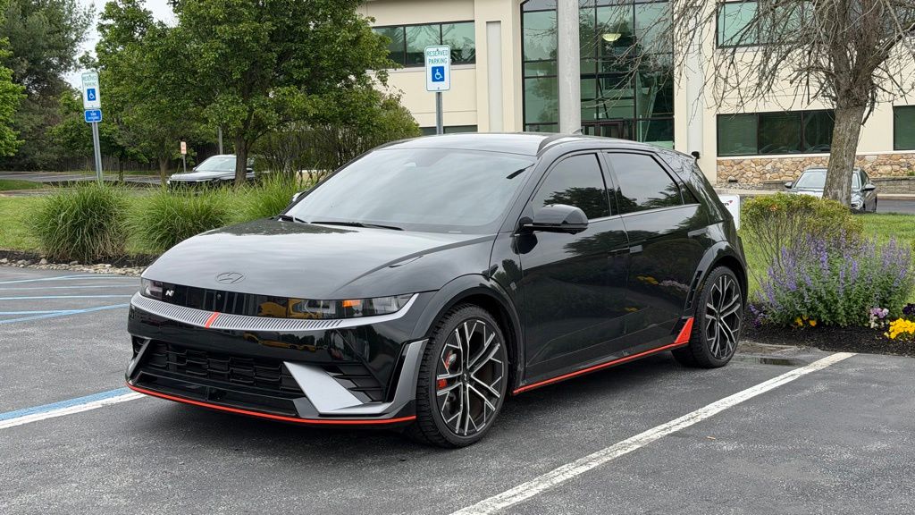 2025 Hyundai Ioniq 5 N AWD's photo