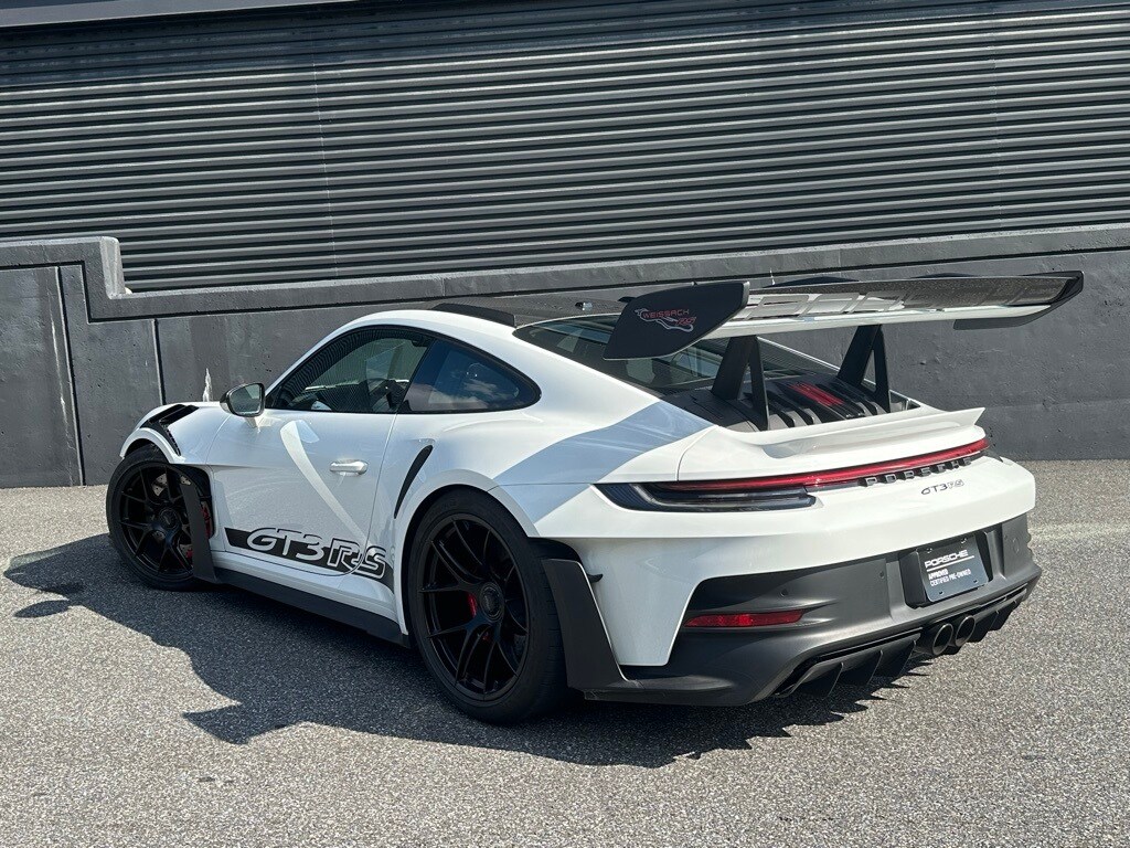 2025 Porsche 911 GT3 RS photo 3