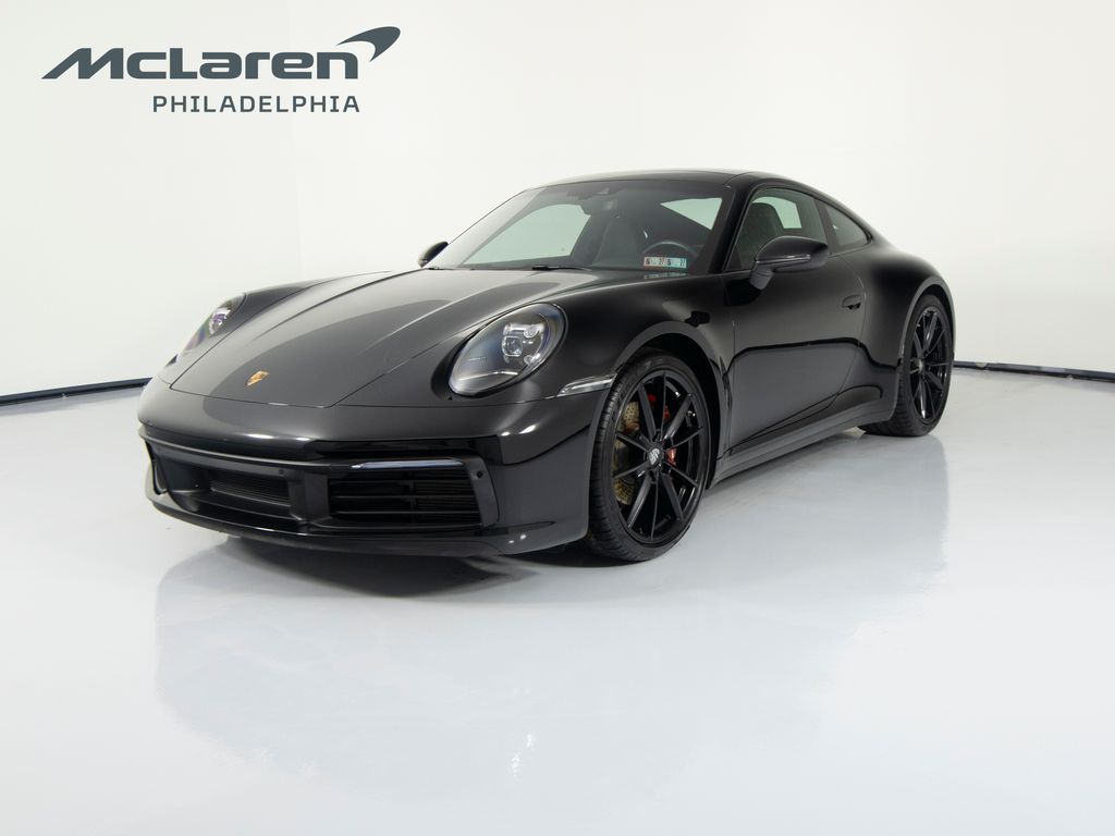 2020 Porsche 911 Carrera 4 Coupe's photo