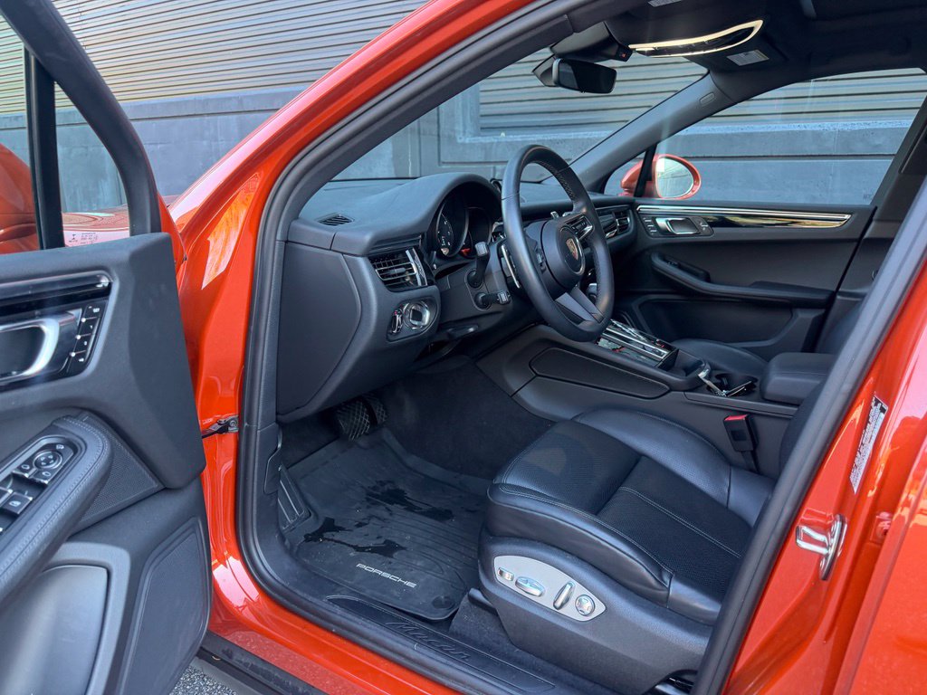 Certified 2023 Porsche Macan SUV