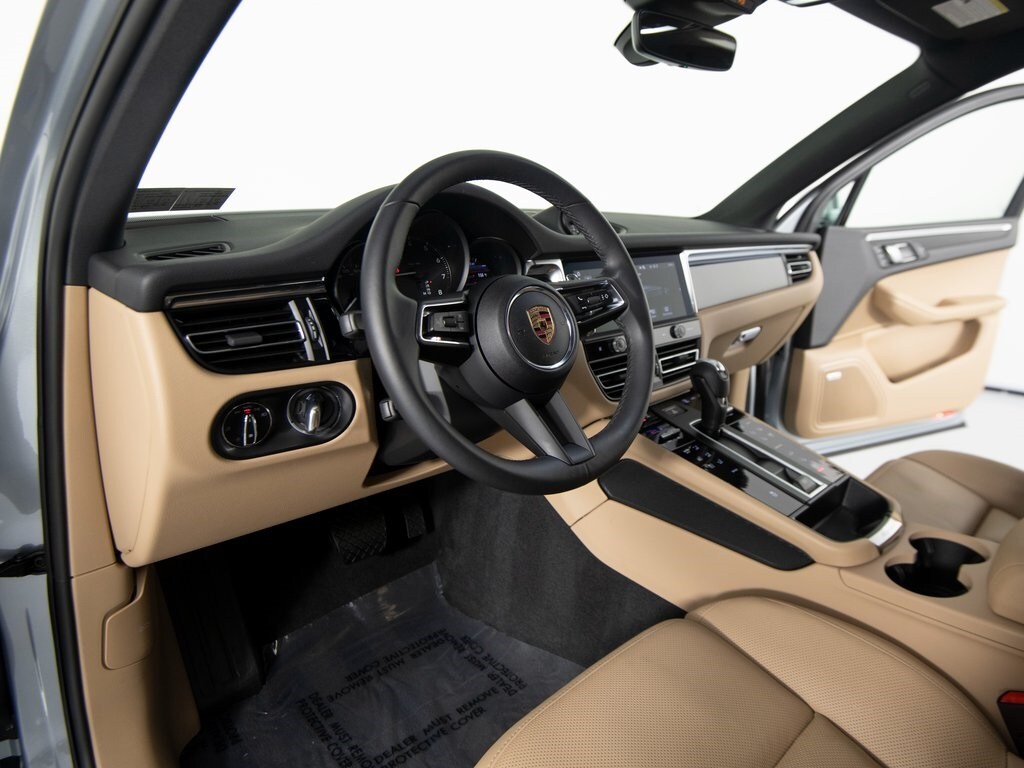 Certified 2025 Porsche Macan SUV