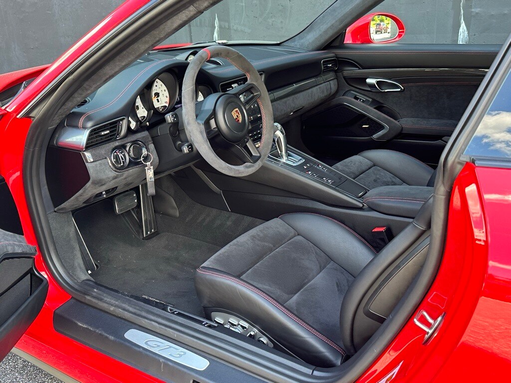 2018 Porsche 911 GT3 photo 4
