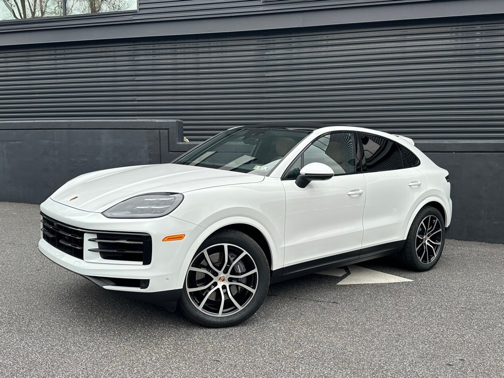 Certified 2025 Porsche Cayenne Coupe  SUV