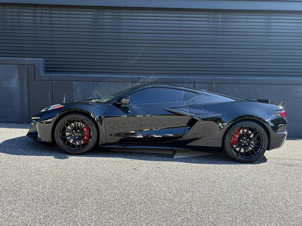 Used 2025 Chevrolet Corvette Z06 Z06 w/1LZ Coupe