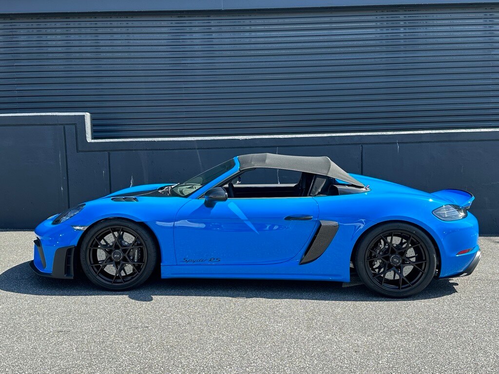2025 Porsche Boxster Spyder photo 2