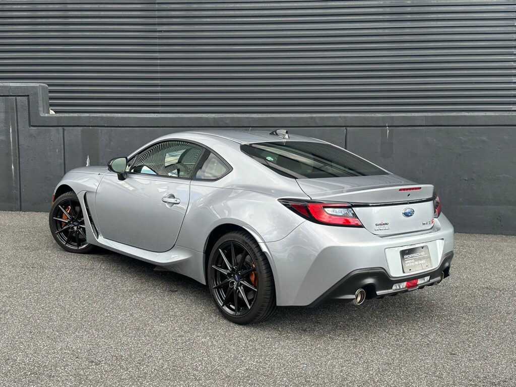 2025 Subaru BRZ tS photo 3