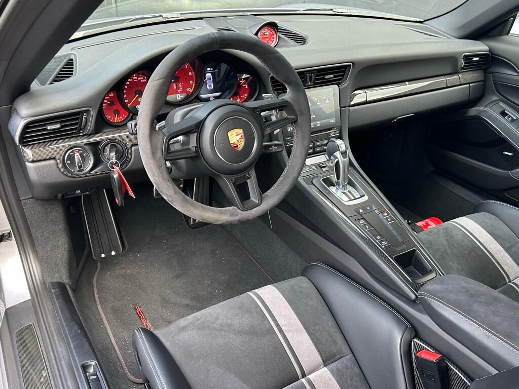 2018 Porsche 911 GT3 photo 4