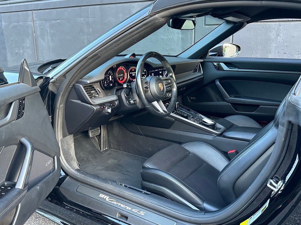 2021 Porsche 911 Cabriolet 4S 4 GTS photo 4