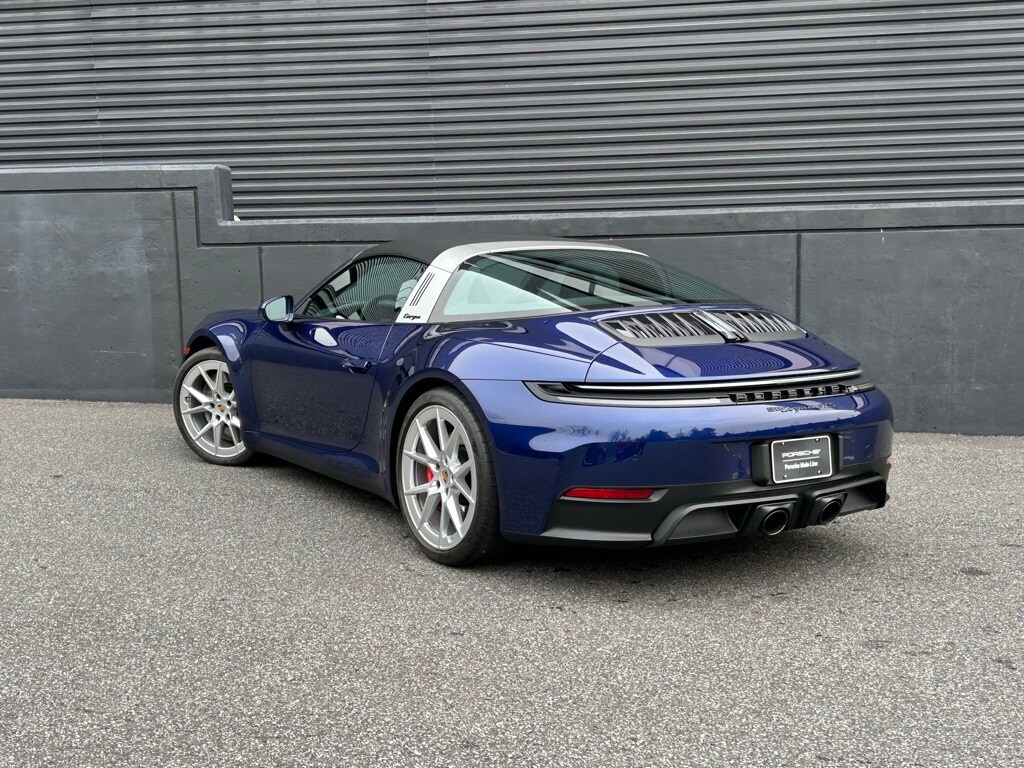2025 Porsche 911 Targa 4 GTS photo 3