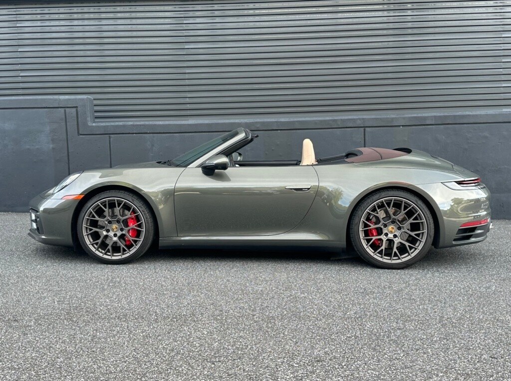 2021 Porsche 911 S Cabriolet photo 2