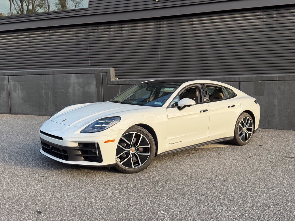  Porsche Panamera