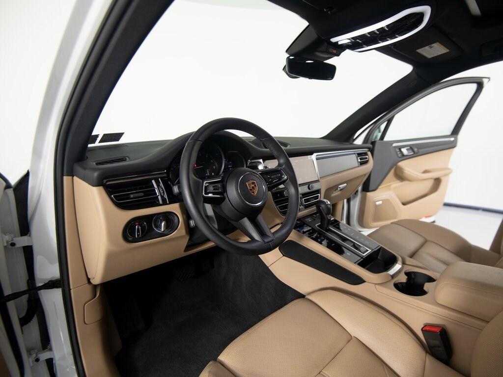 Certified 2025 Porsche Macan SUV