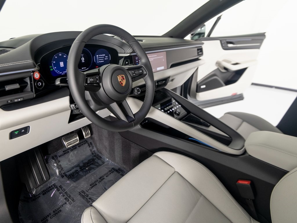 New 2025 Porsche Macan Electric 4S SUV