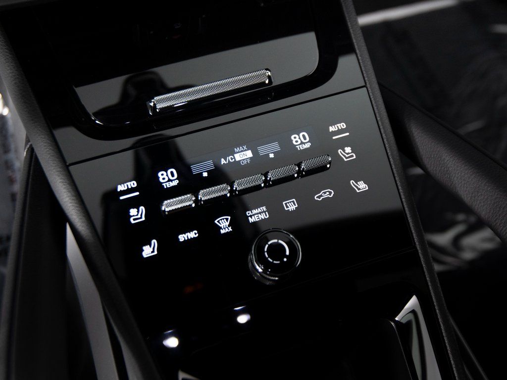 2026 Porsche Cayenne Coup E-Hybrid - Photo 24