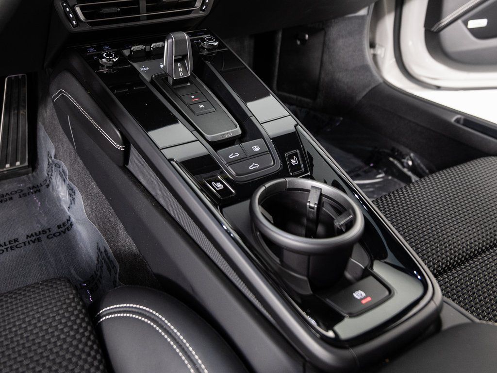 2024 Porsche 911 T - Photo 39