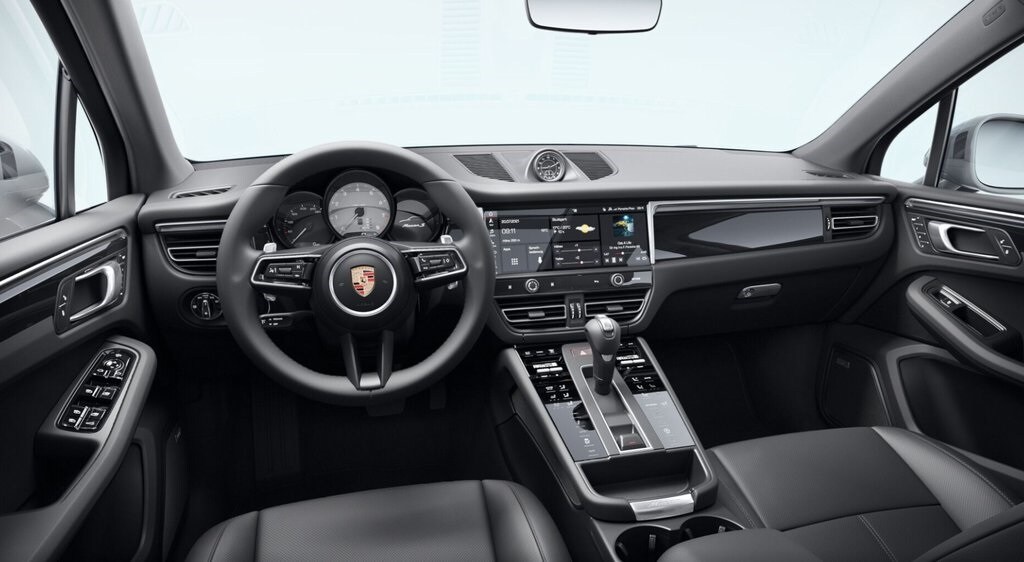 2026 Porsche Macan S photo 3