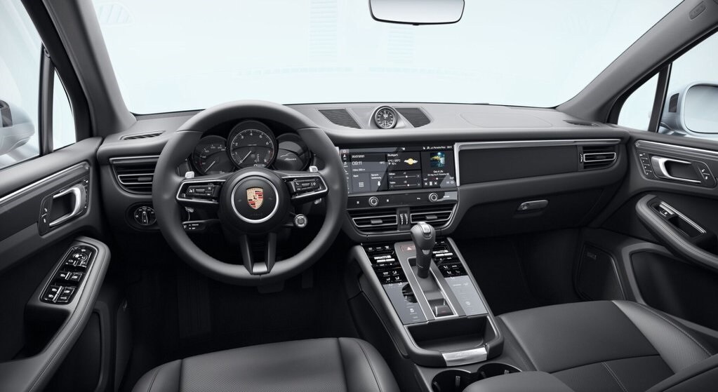 2026 Porsche Macan T photo 4
