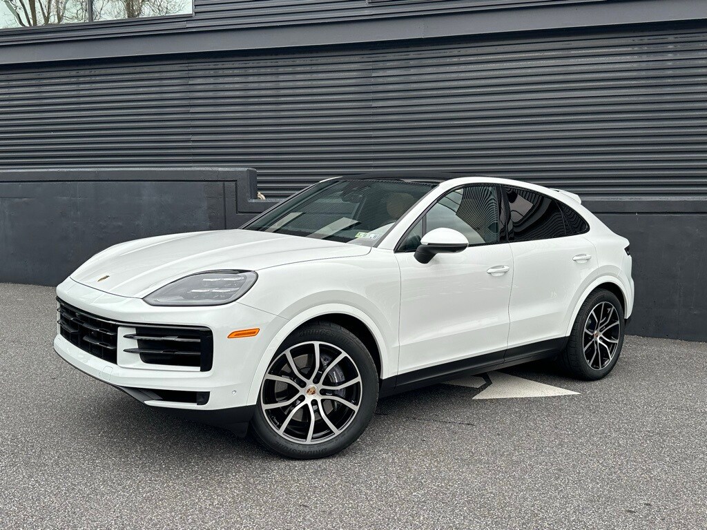 Certified 2025 Porsche Cayenne Coupe  SUV