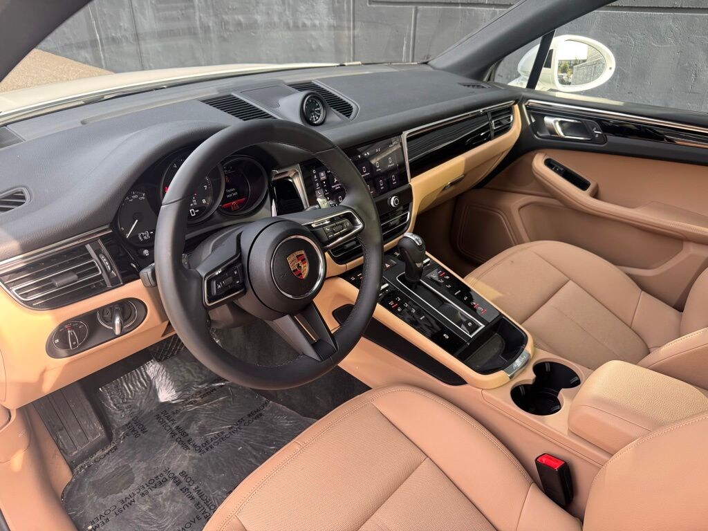Certified 2025 Porsche Macan SUV