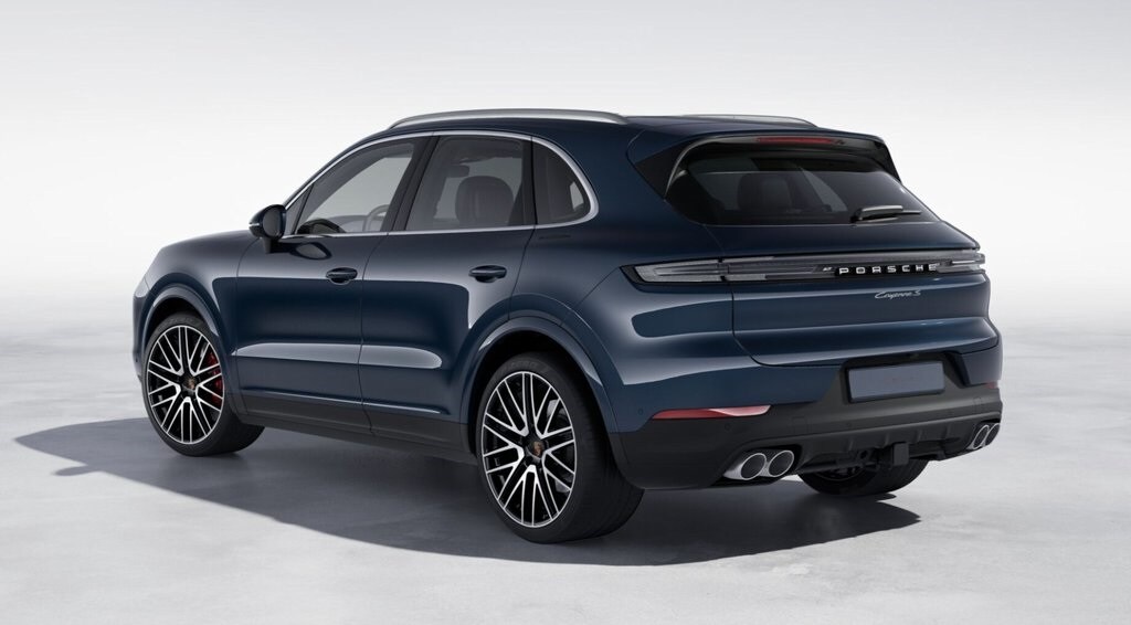 2026 Porsche Cayenne S photo 3