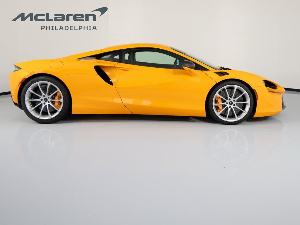 Used 2023 McLaren Artura Techlux Coupe