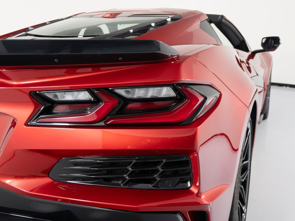 2024 Chevrolet Corvette 2LZ - Photo 46