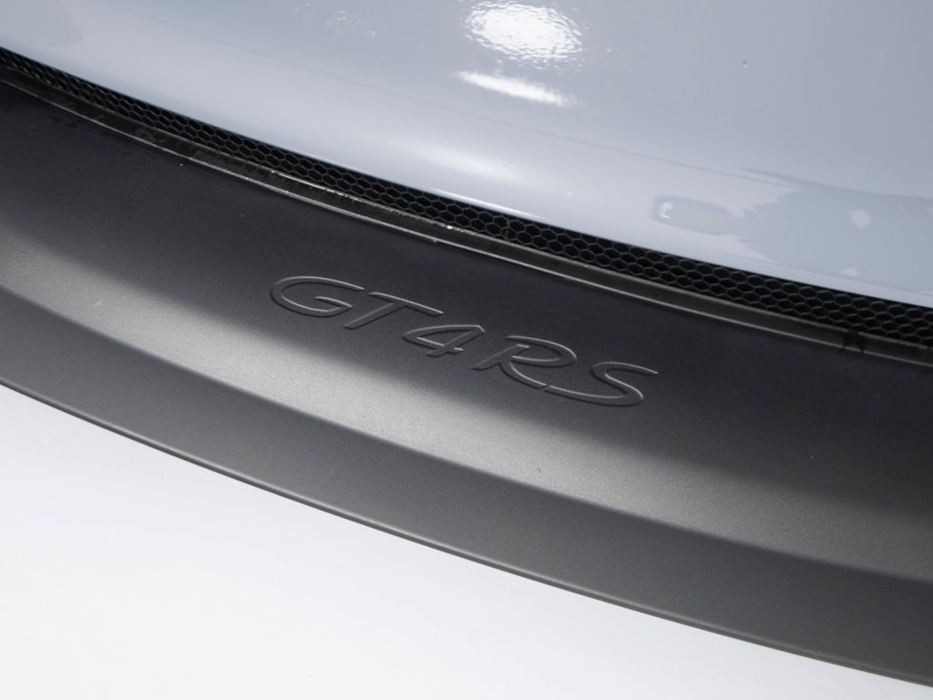 2024 Porsche 718 GT4 RS - Photo 39