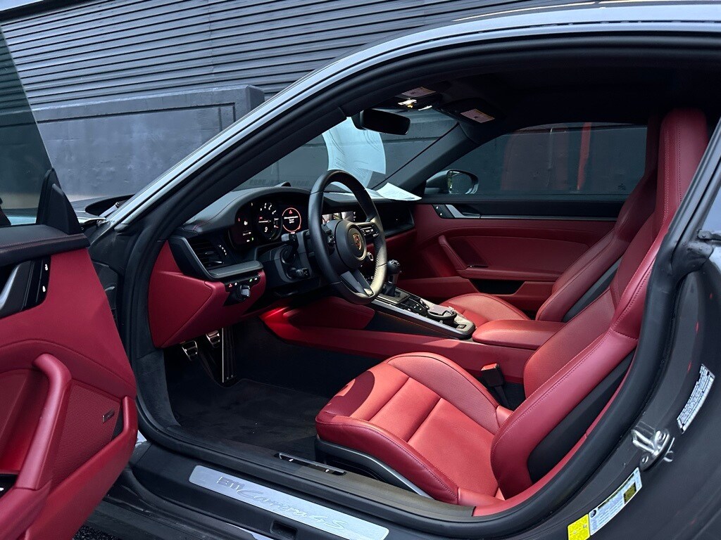 2024 Porsche 911 4S photo 4