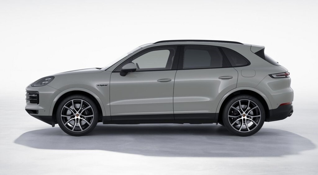 2026 Porsche Cayenne E-Hybrid photo 2