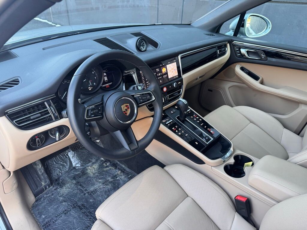 Certified 2025 Porsche Macan SUV