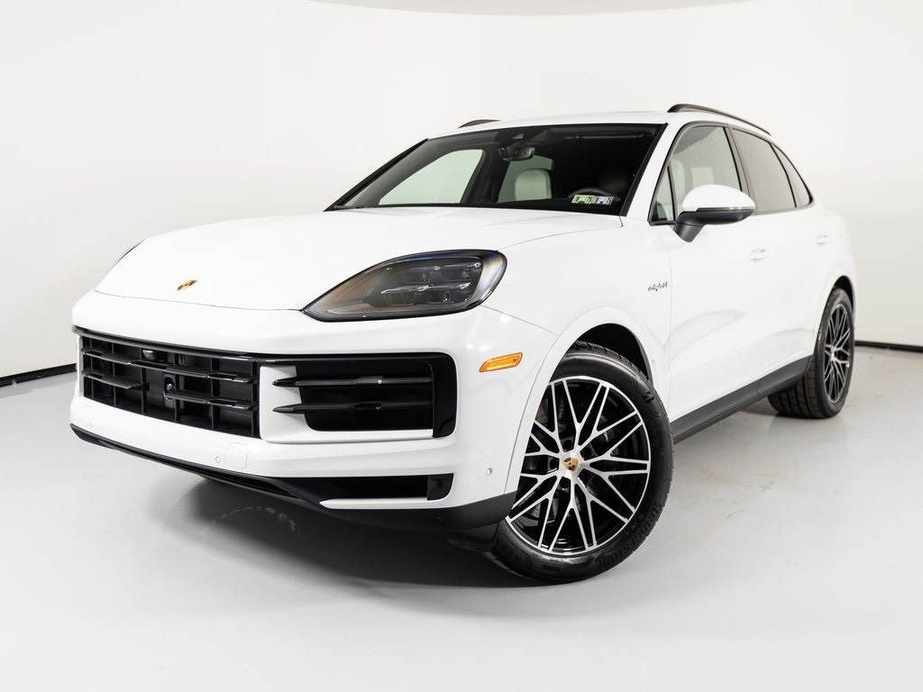 2025 Porsche Cayenne E-Hybrid SUV 