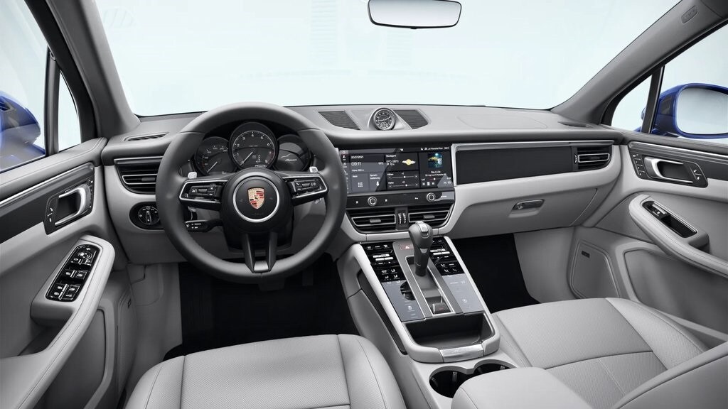 2026 Porsche Macan T photo 4