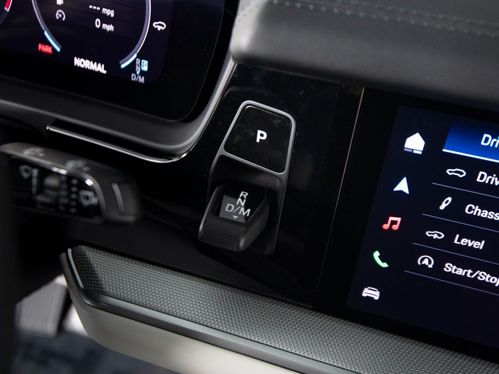2026 Porsche Cayenne S - Photo 23