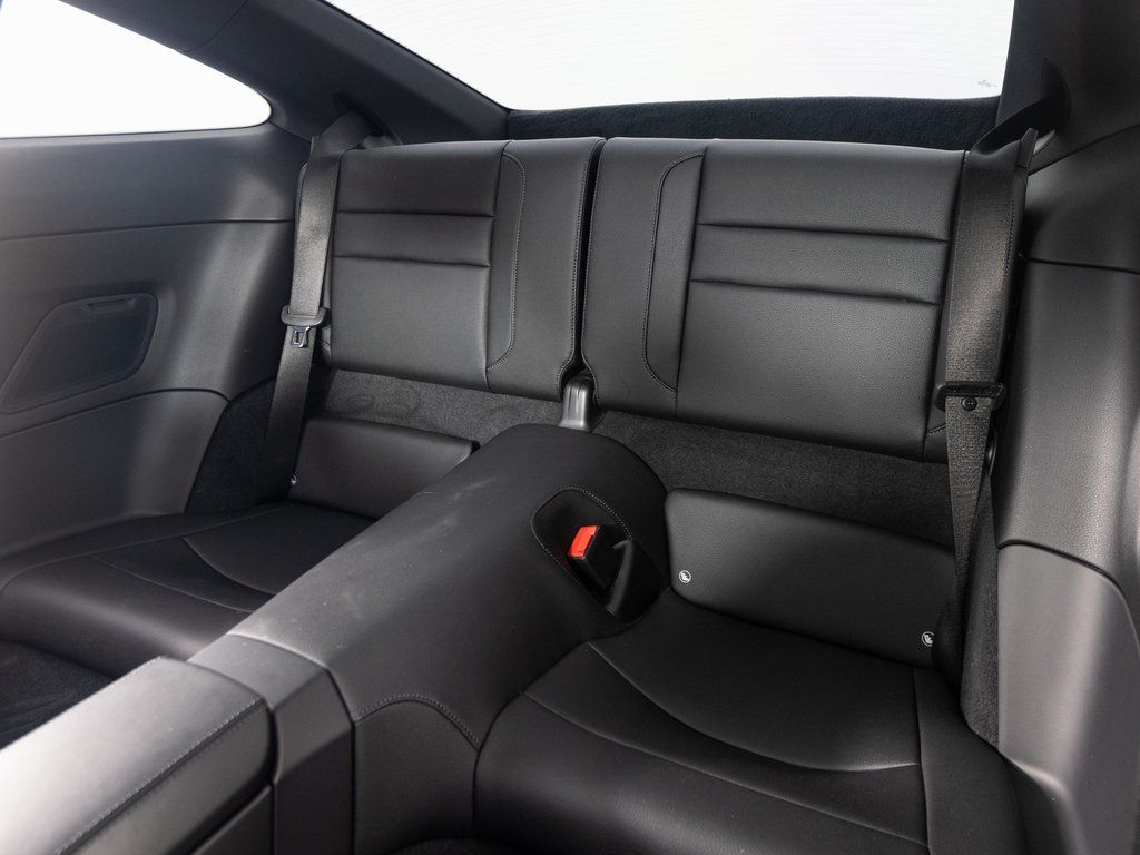 2025 Porsche 911 - Photo 31