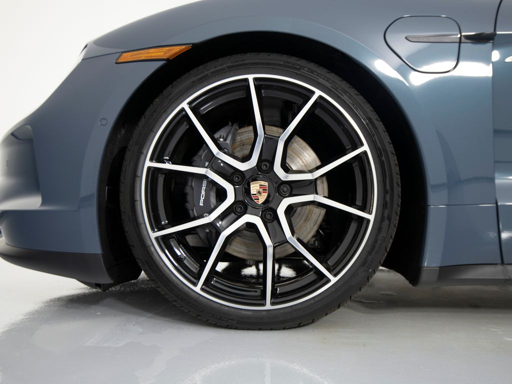 2026 Porsche Taycan Base - Photo 11