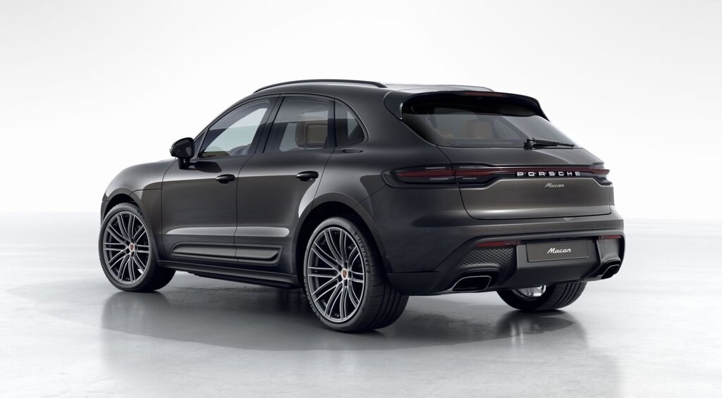2026 Porsche Macan T photo 3
