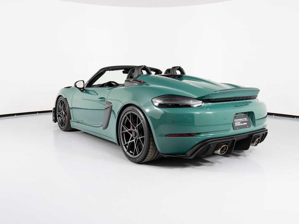 2024 Porsche Boxster Spyder photo 3