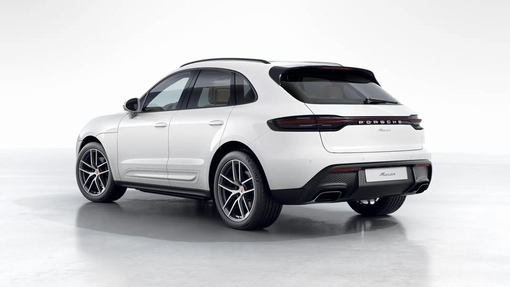 2026 Porsche Macan T photo 3