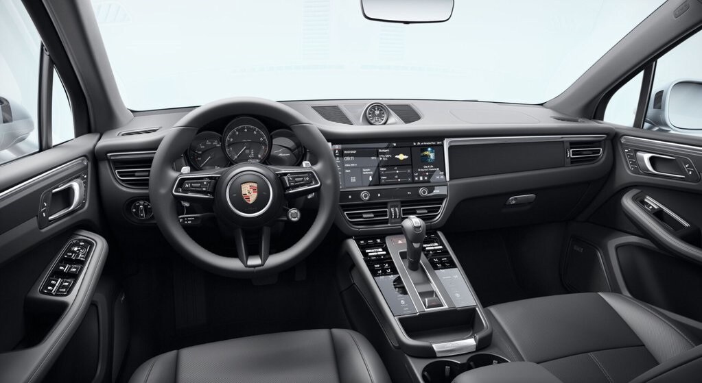 2026 Porsche Macan T photo 4
