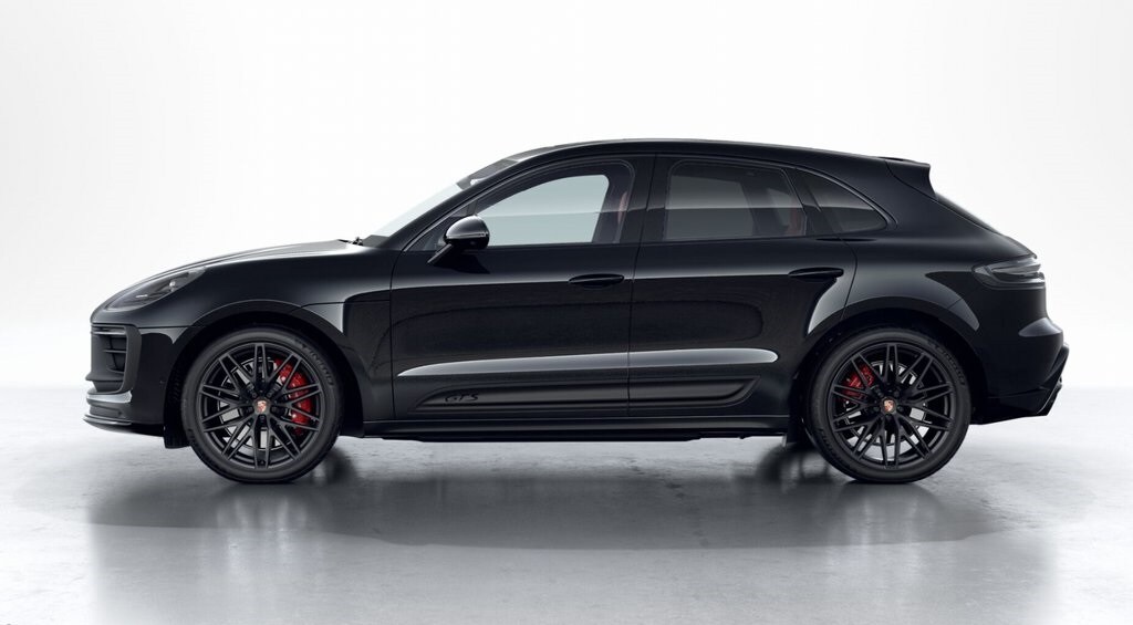 2026 Porsche Macan GTS photo 2