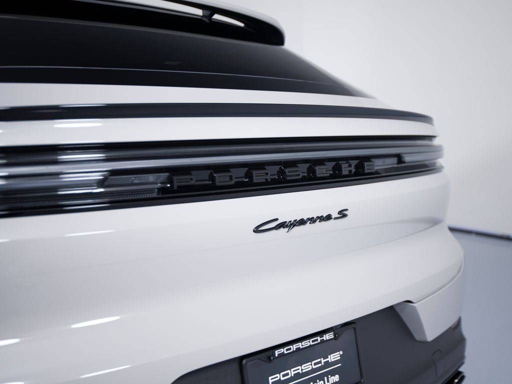 2026 Porsche Cayenne Coup S E-Hybrid - Photo 36