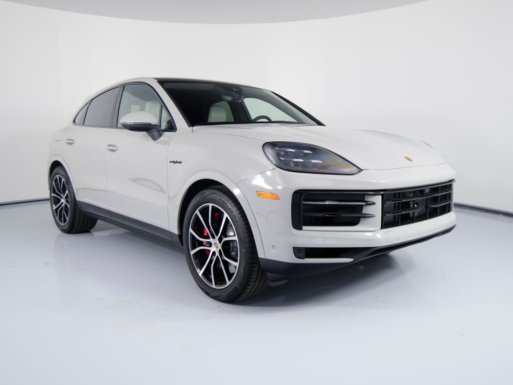 2026 Porsche Cayenne Coup S E-Hybrid - Photo 10