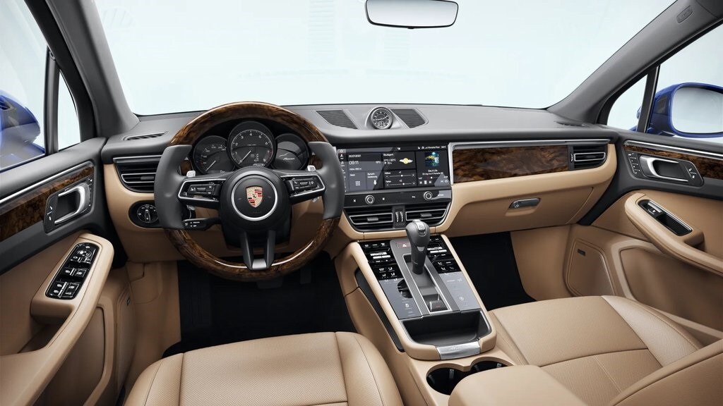 2026 Porsche Macan T photo 4