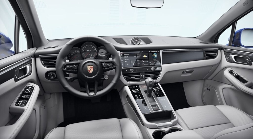 2026 Porsche Macan GTS photo 4