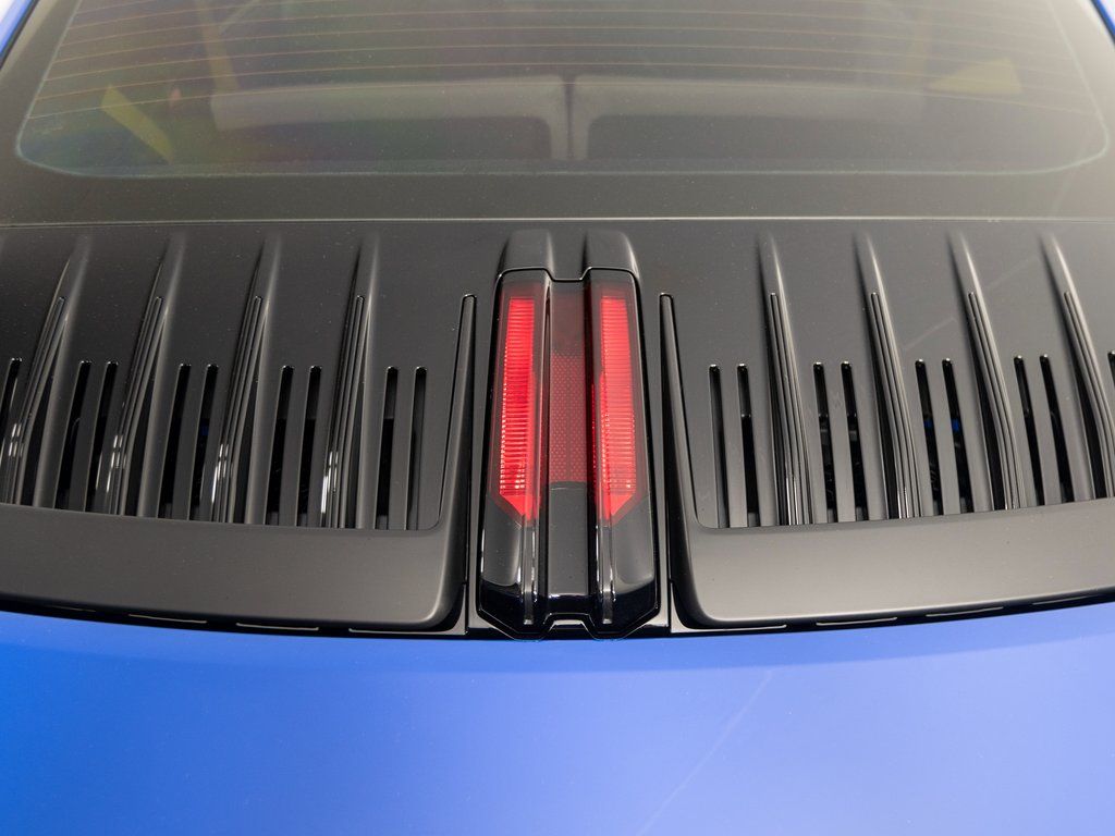 2025 Porsche 911 - Photo 21