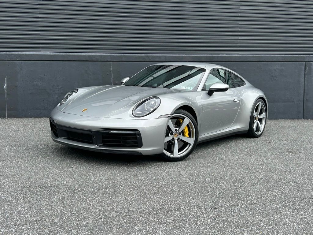 2020 Porsche 911 Carrera S Coupe's photo